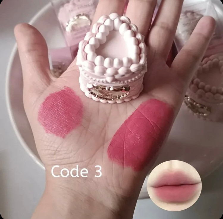 رژلب مخملی فلاورنوز